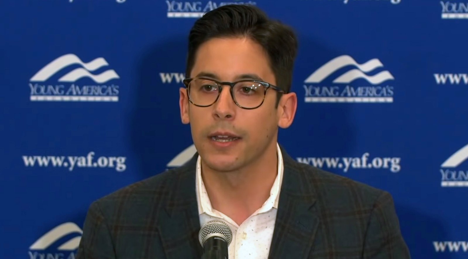 UMKC YAF Brings Transphobic Far-Right Activist to Kansas City